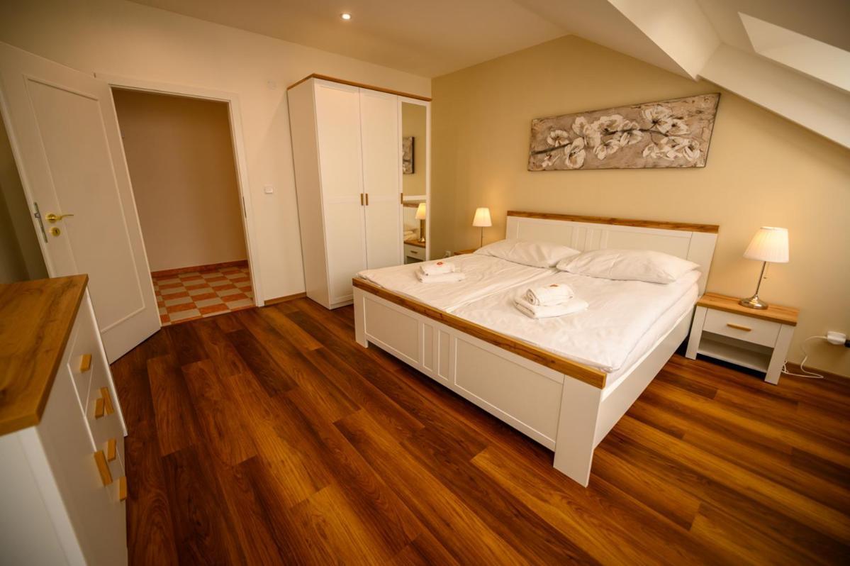 Apartman U Krale - 2 Їчін Екстер'єр фото