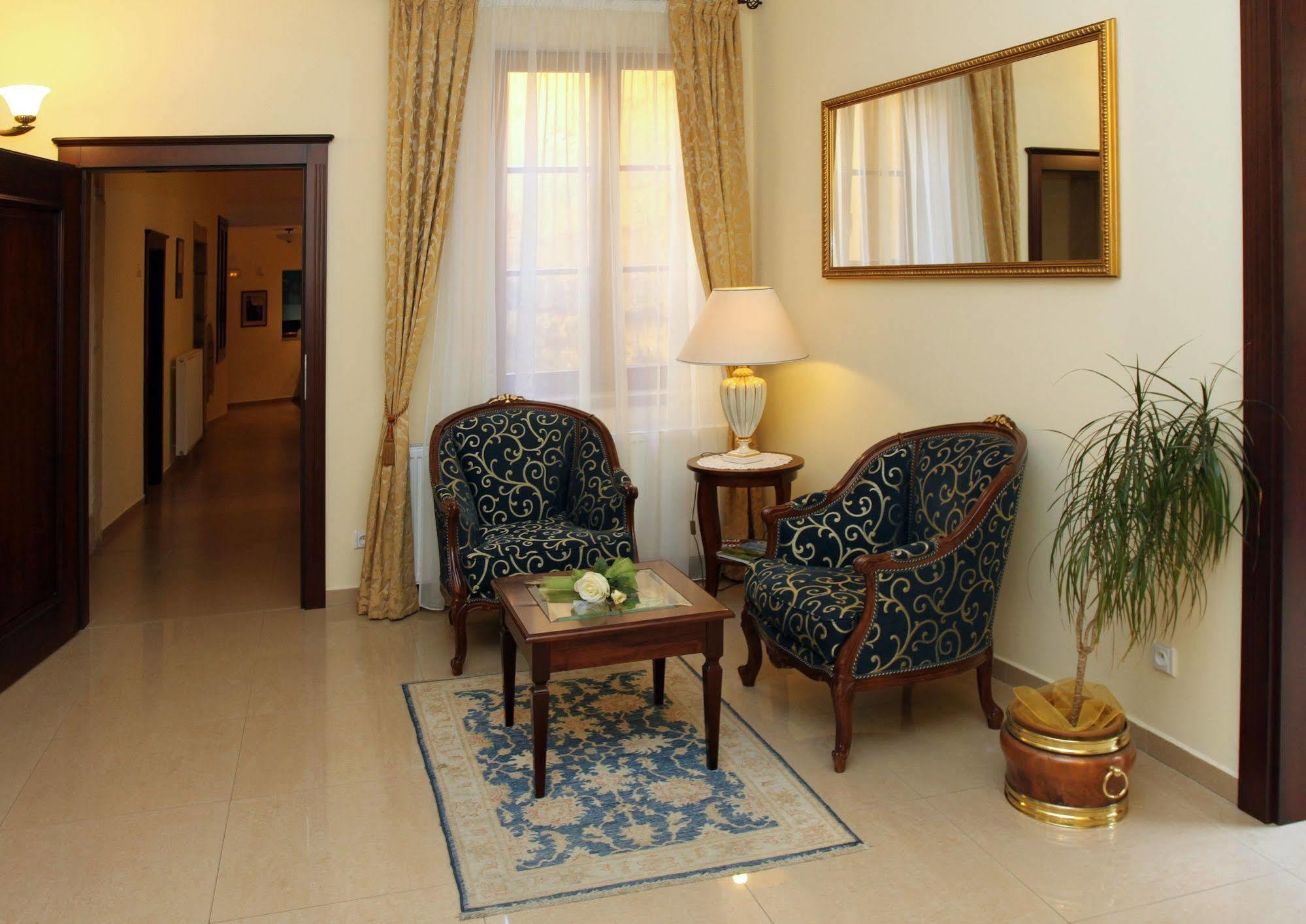 Apartman U Krale - 2 Їчін Екстер'єр фото
